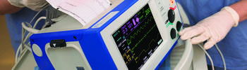 r_series_ekg_druck.jpg ( &copy; ZOLL R-Series - leitlinienkoforme Reanimation)